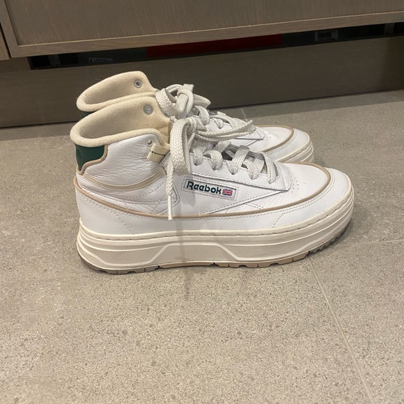 Reebok Club Extra high tops - Picture 4 of 8